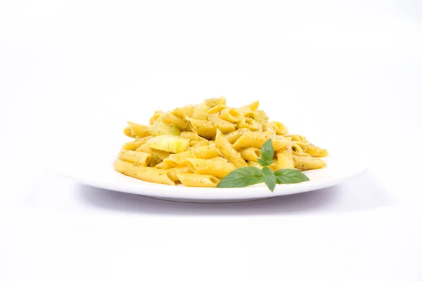 Pasta con pesto —  Fotos de Stock