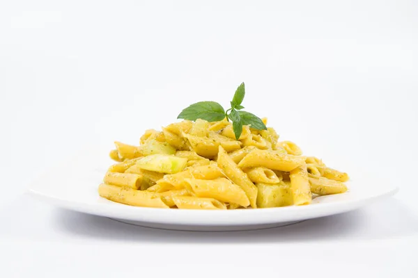 Massa com pesto — Fotografia de Stock