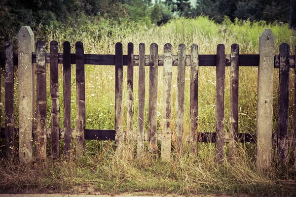 Cerca de madera vieja — Foto de Stock