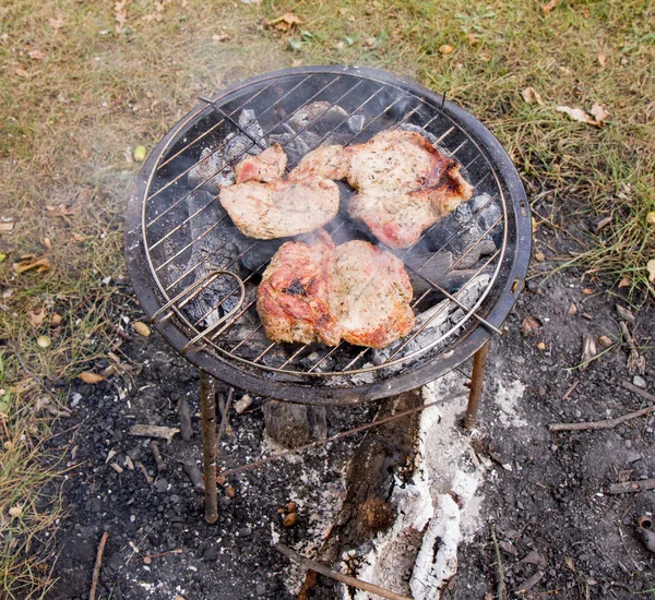 Chuck Steak wird gegrillt — Stockfoto