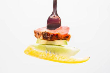 avokado ile tavuk fileto