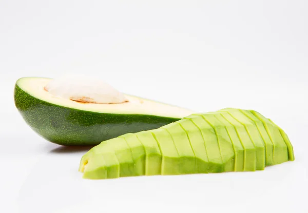 Avocado halbiert — Stockfoto