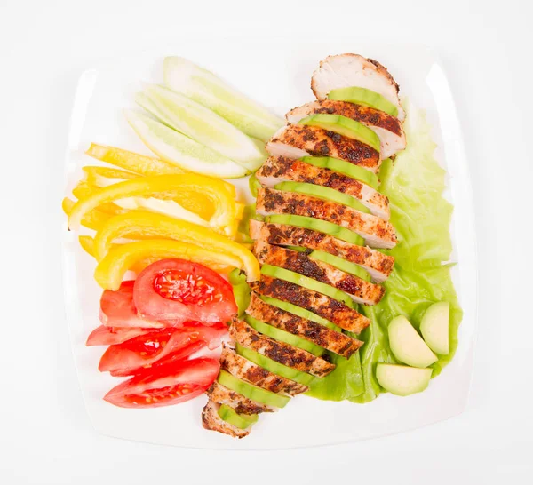 avokado ile tavuk fileto