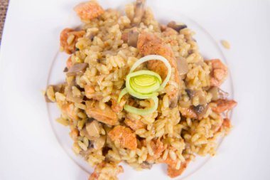 Risotto mantar ve tavuk