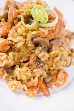 Risotto mantar ve tavuk