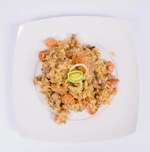 Risotto con funghi e pollo — Foto Stock