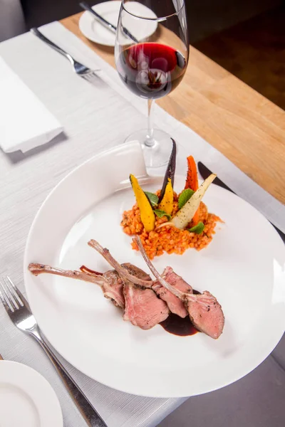 Lamb Chops Braised Lentils Mint Roast Vegetables Rosemary Sauce Served — Stock Photo, Image