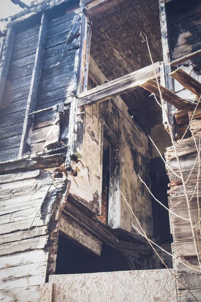 Dřevěný Dům Požáru — Stock fotografie