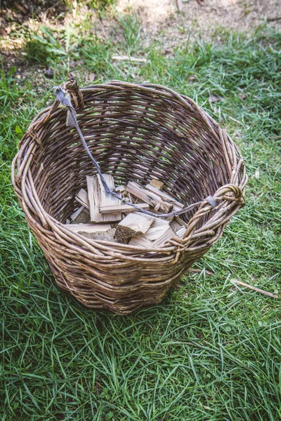 Wicker Basket Chopped Wood — Stock Photo, Image