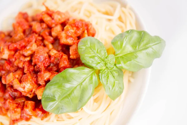 Spaghetti Bolognese Fondo Bianco — Foto Stock