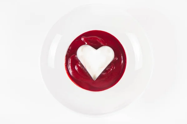 Beetroot Cream Soup Decorated Heart Made Cream Being Made — Stock Photo, Image