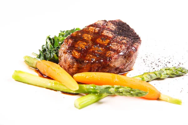 Grilled Sirloin Steak Carrots Asparagus – stockfoto