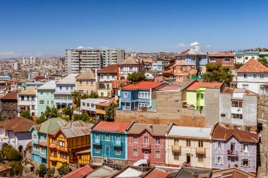 Valparaiso renkli ve dik mahalle