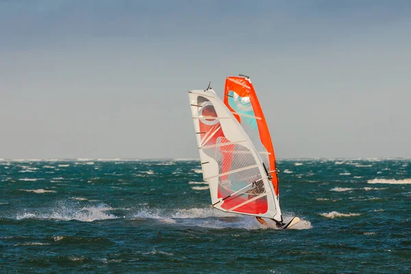 Caretta lagün içinde