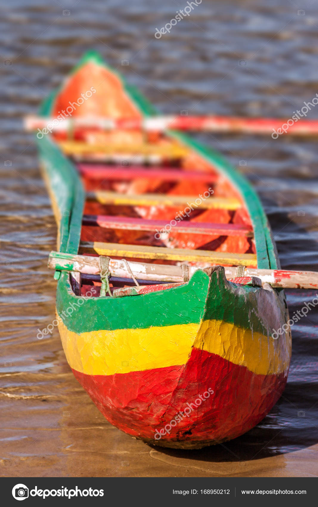 Rastafari outrigger canoe Stock Photo by ©pierivb 168950212