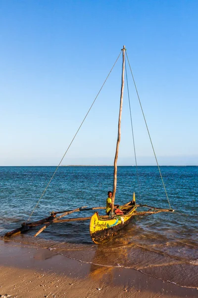 Madagaskar balıkçı balığa gidiyor — Stok fotoğraf