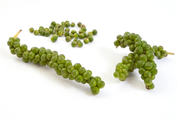 Fresh green peepercorns — Stock Photo, Image