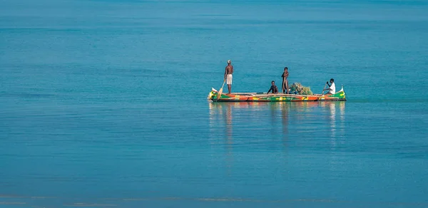 Escena de pesca de pescadores malgaches — Foto de Stock