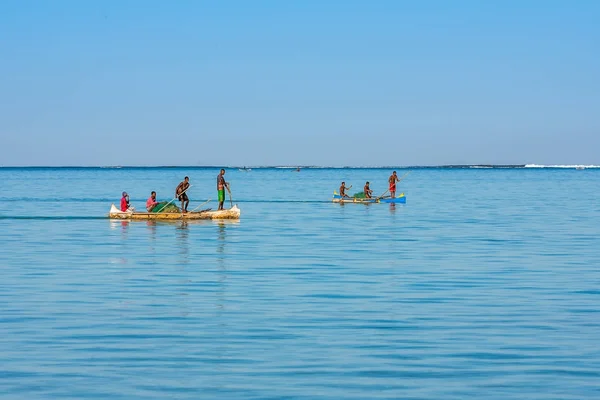 Escena de pesca de pescadores malgaches —  Fotos de Stock