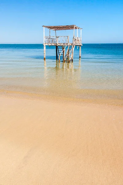 Altana na plaży — Zdjęcie stockowe