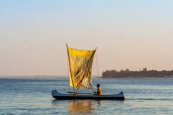 Malagasi vissersboot — Stockfoto