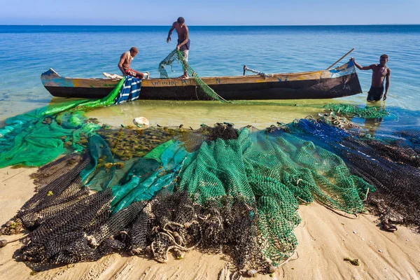 Fishing scene in Madagascar — Stock Photo, Image