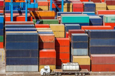 Kargo yük konteynerleri