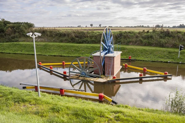 Canal histórico perto de Elblag. Rampa Jelenie . — Fotografia de Stock