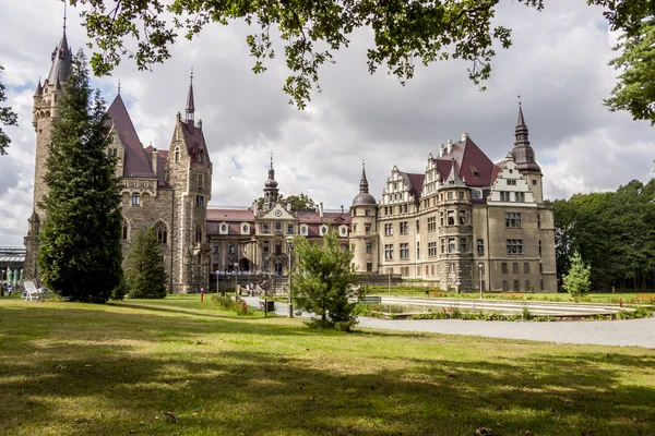 Görünüm Moszna Castle - Polonya, Avrupa.