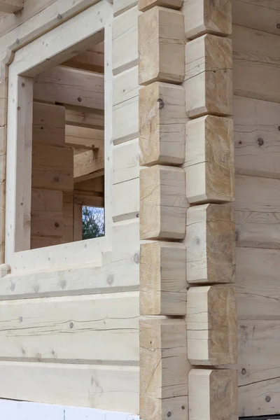 Esquina de la casa de madera. — Foto de Stock