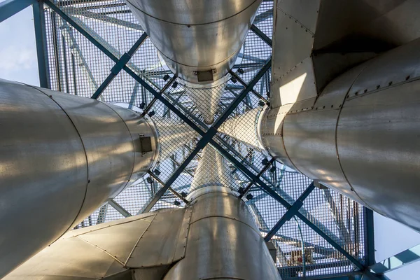 Installation de fumées - centrale au charbon . — Photo