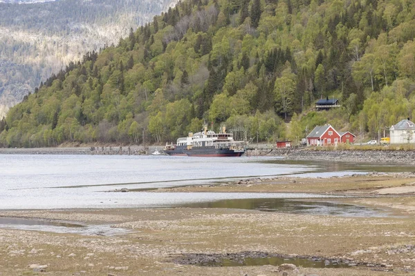 Vue sur la station Mael (près de Rjukan) - Norvège . — Photo