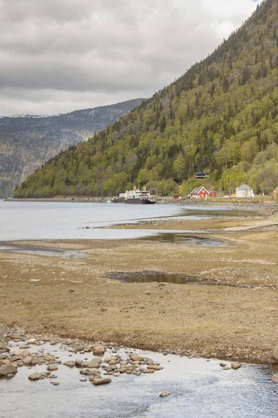 Vista na estação Mael (perto de Rjukan) - Noruega . — Fotografia de Stock