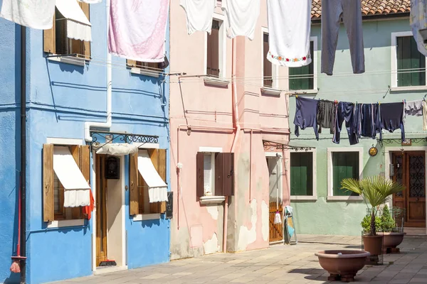 Case colorate a Burano — Foto Stock