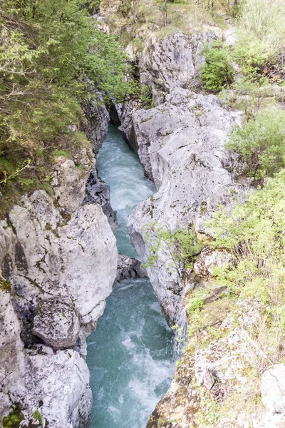 Velika Korita en el río Soce - Eslovenia . — Foto de Stock