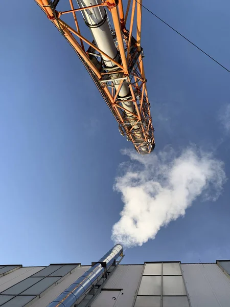 View on industrial chimney from bottom — Stockfoto