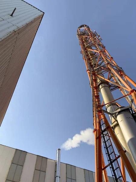 View on industrial chimney from bottom — Stockfoto