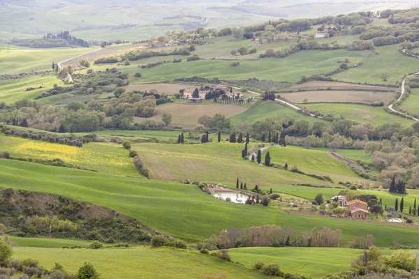 Farma v Tosclibovolném, Itálie. — Stock fotografie