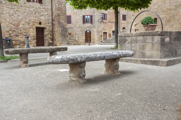 Stone old Tuscany village - Monticchiello. — Stock Photo, Image