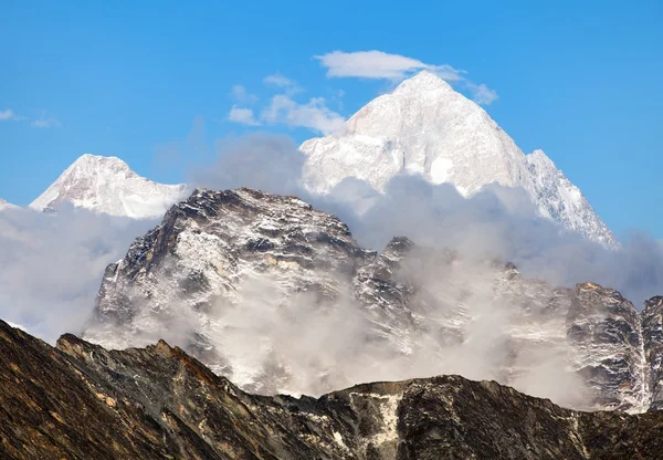 Vista nocturna del monte Makalu — Foto de Stock