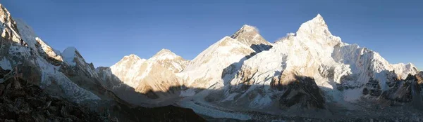 Evening panoramic view of Mount Everest from Kala Patthar — Stock Photo, Image