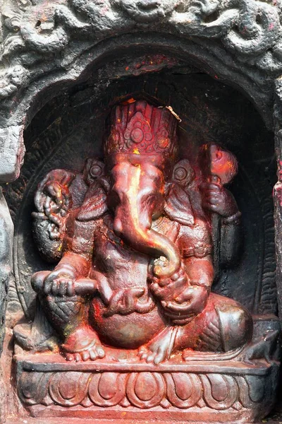 Red painted Lord Ganesha in Kathmandu during festival — Stock Photo, Image