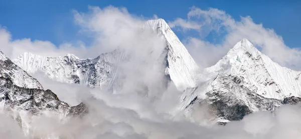 Malangphulang, Beautiful panoramic view of himalayas — Stock Photo, Image