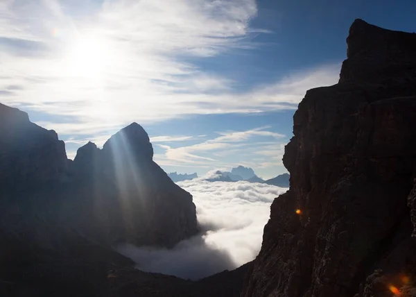 Mountain view från Alperna Dolomiterna — Stockfoto
