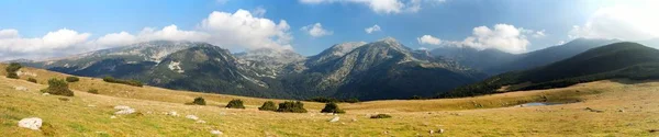 Romanian Carpathi, Retezat mountains, Romania — Stockfoto