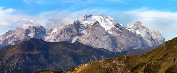 多洛米蒂山的山，最高 Marmolada — 图库照片