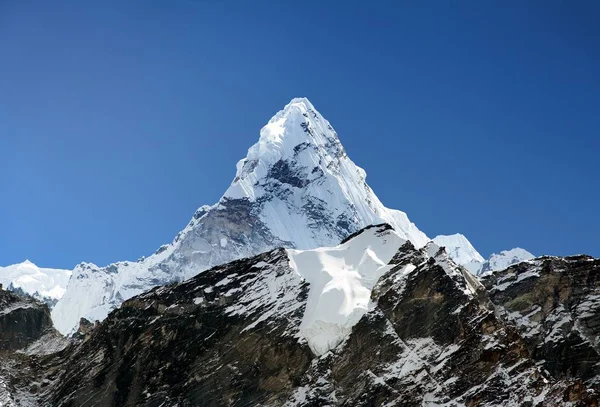 Görünümünü Ama Dablam Everest Bankası Campb giderken — Stok fotoğraf