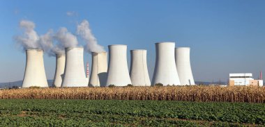 Soğutma Kulesi nükleer enerji santrali Jaslovske Bohunice