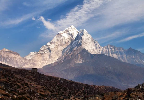 Monte Ama Dablam a caminho do acampamento base do Monte Everest — Fotografia de Stock