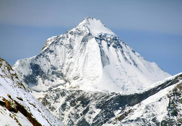 Vista del monte Dhaulagiri cerca de Thorung La pass — Foto de Stock